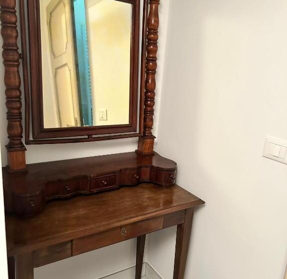 تختخواب و صبحانه La Casa Delle Querce