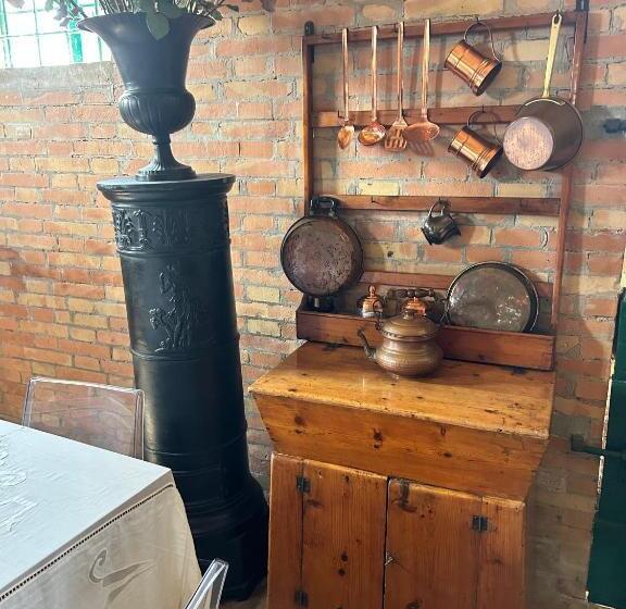 تختخواب و صبحانه La Casa Delle Querce