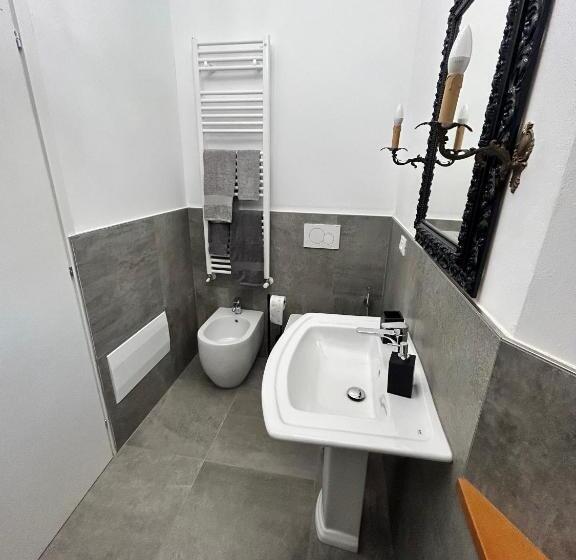 تختخواب و صبحانه La Casa Delle Querce