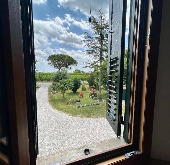 تختخواب و صبحانه La Casa Delle Querce