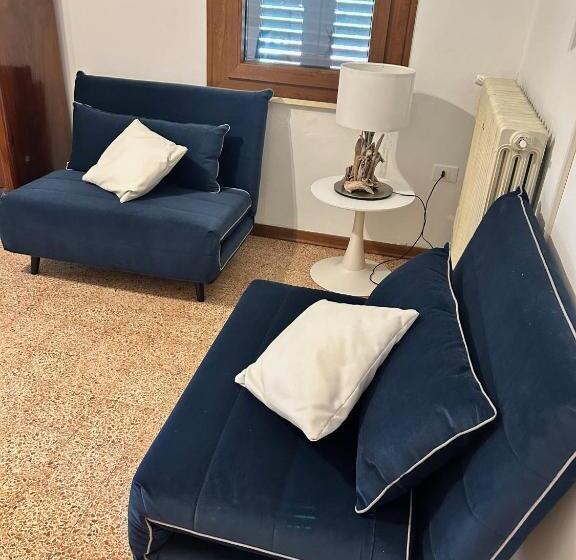 تختخواب و صبحانه La Casa Delle Querce