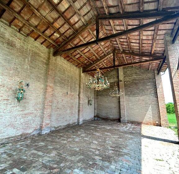 تختخواب و صبحانه La Casa Delle Querce