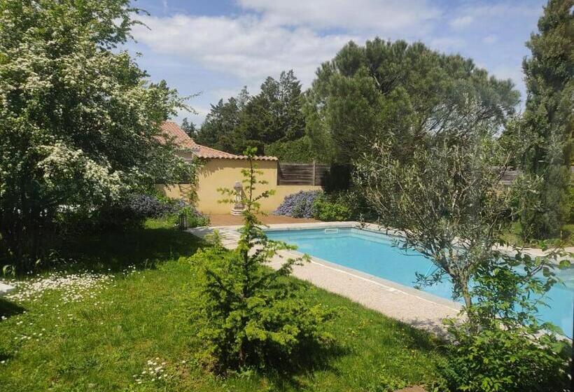 Bed and Breakfast La Frênaie