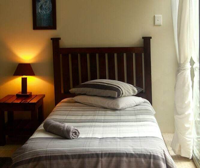 צימר Mzimayi River Lodge