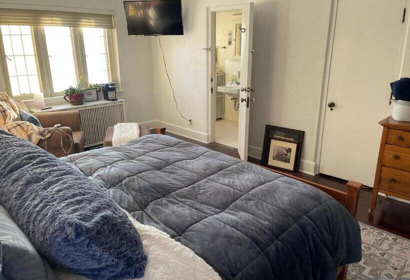 Bed and Breakfast The Brower House