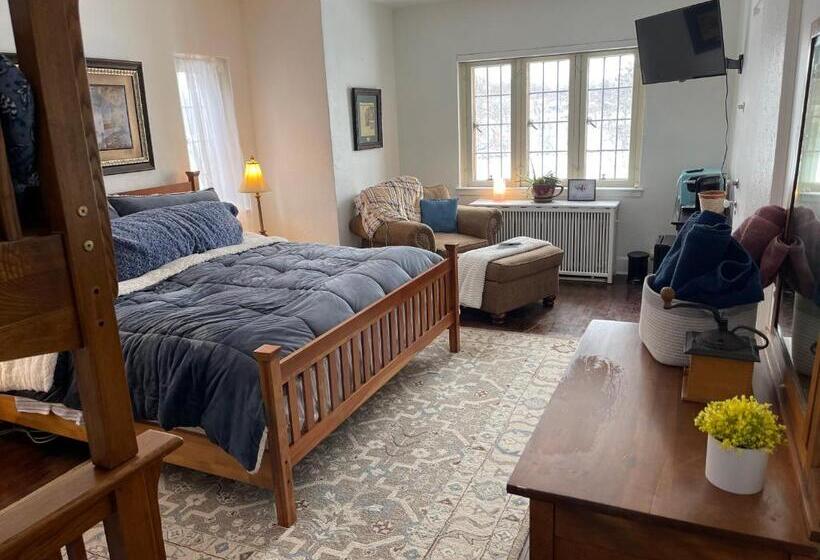 Bed and Breakfast The Brower House