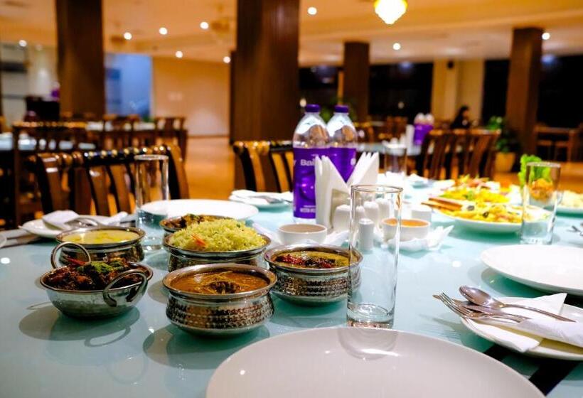 Finn S Weaver Resort, Kaziranga