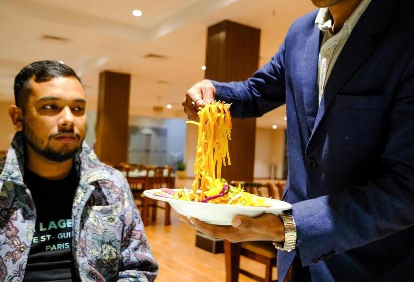 Finn S Weaver Resort, Kaziranga