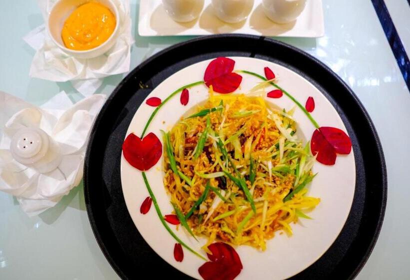 Finn S Weaver Resort, Kaziranga