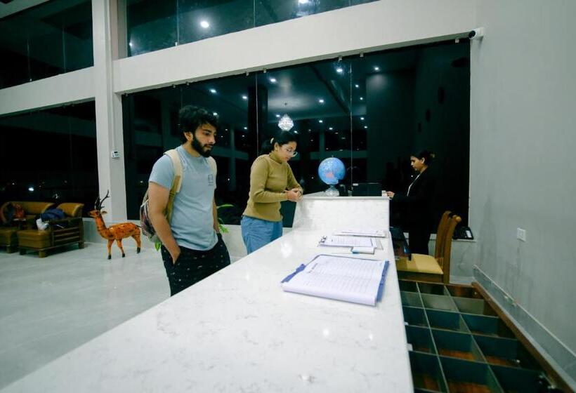 Finn S Weaver Resort, Kaziranga