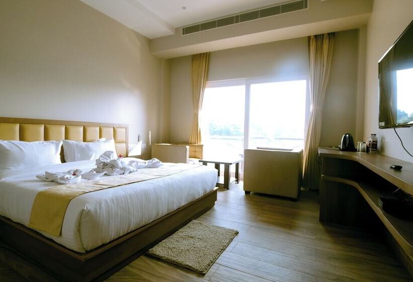 Finn S Weaver Resort, Kaziranga