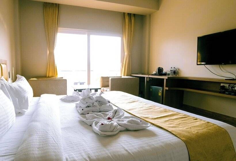 Finn S Weaver Resort, Kaziranga