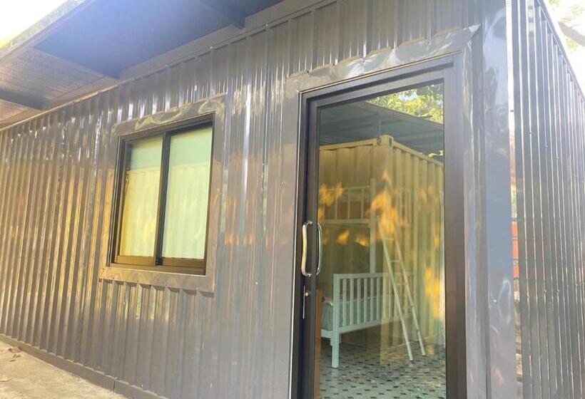 Otel แอนฟาร์มรีสอร์ทแอนด์คาเฟ่