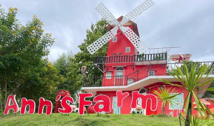 Otel แอนฟาร์มรีสอร์ทแอนด์คาเฟ่