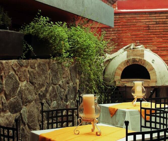 هتل Art Gallery Casona De Los Milagros