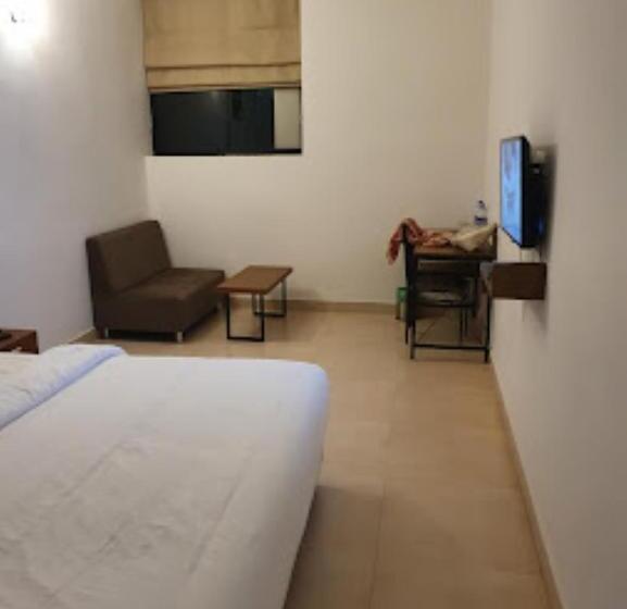 ホテル Chateau Woods Kerala