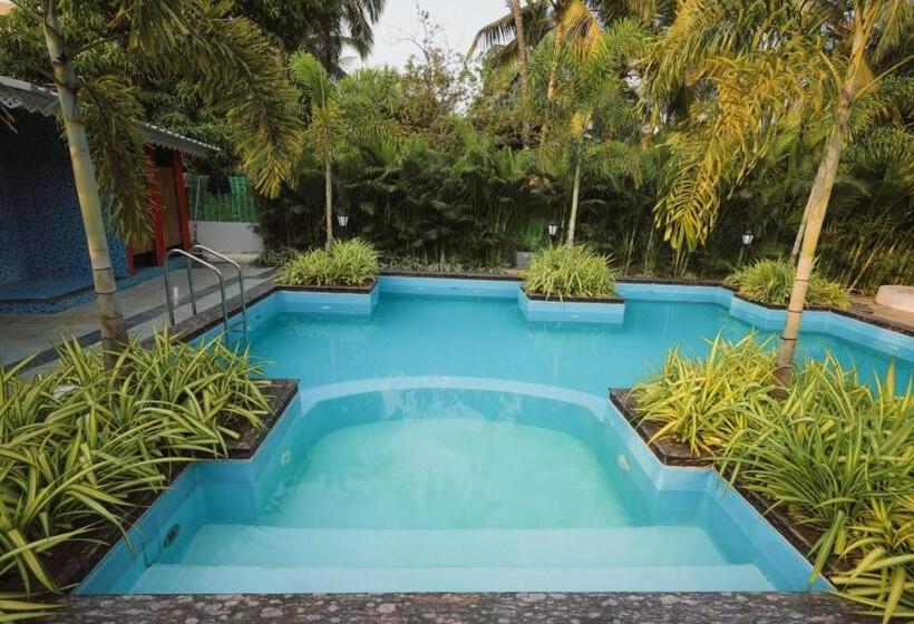 בית מלון כפרי Cherryleen Resort Nagaon