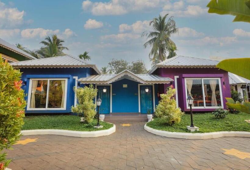 בית מלון כפרי Cherryleen Resort Nagaon