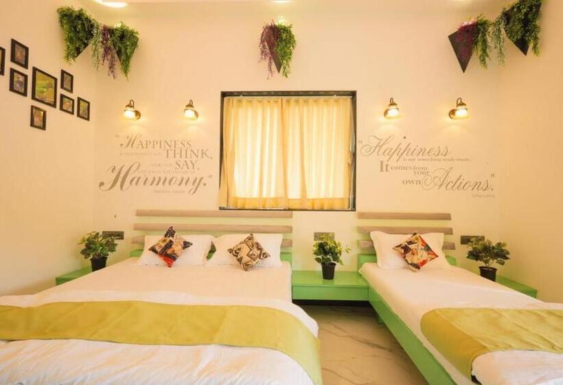 בית מלון כפרי Cherryleen Resort Nagaon