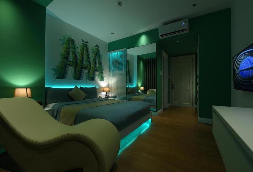 هتل Chiic House 3   Khách Sạn Tình Yêu