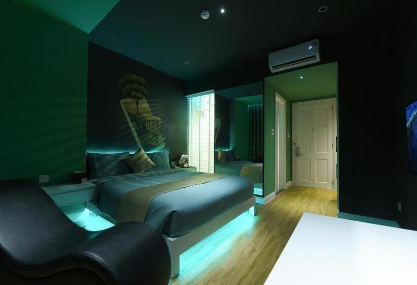 هتل Chiic House 3   Khách Sạn Tình Yêu