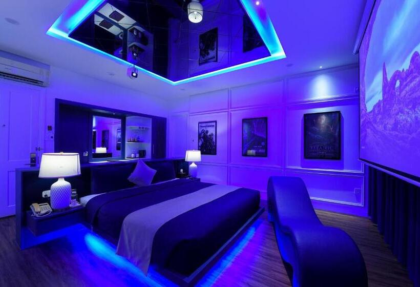 هتل Chiic House 3   Khách Sạn Tình Yêu