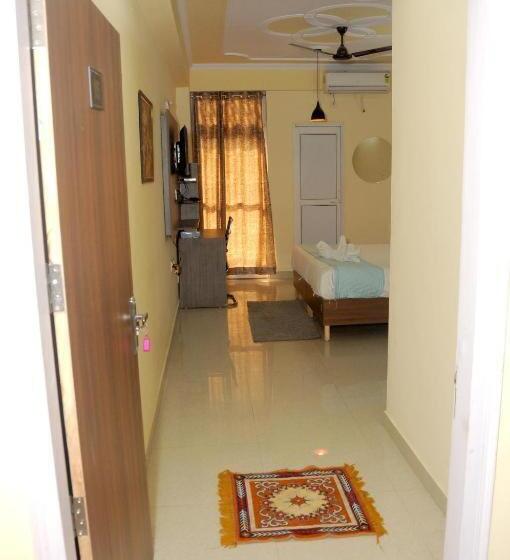 酒店 Collection O 81038 Royal Galaxy Inn