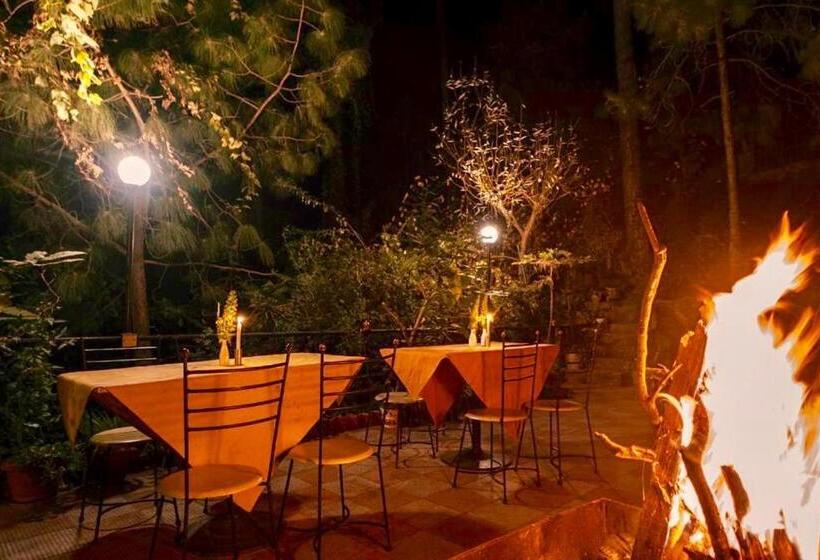 فندق Nature View Resort !! A Four Star Lavish & Luxury Resort