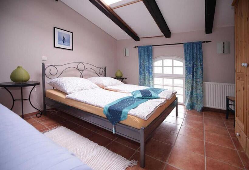 호텔 Ferien Am Schloss Duckwitz