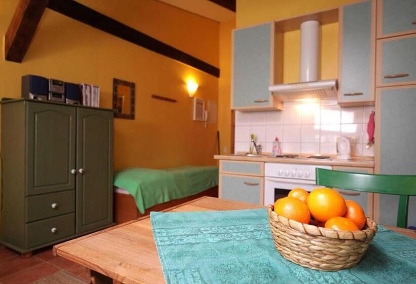 호텔 Ferien Am Schloss Duckwitz