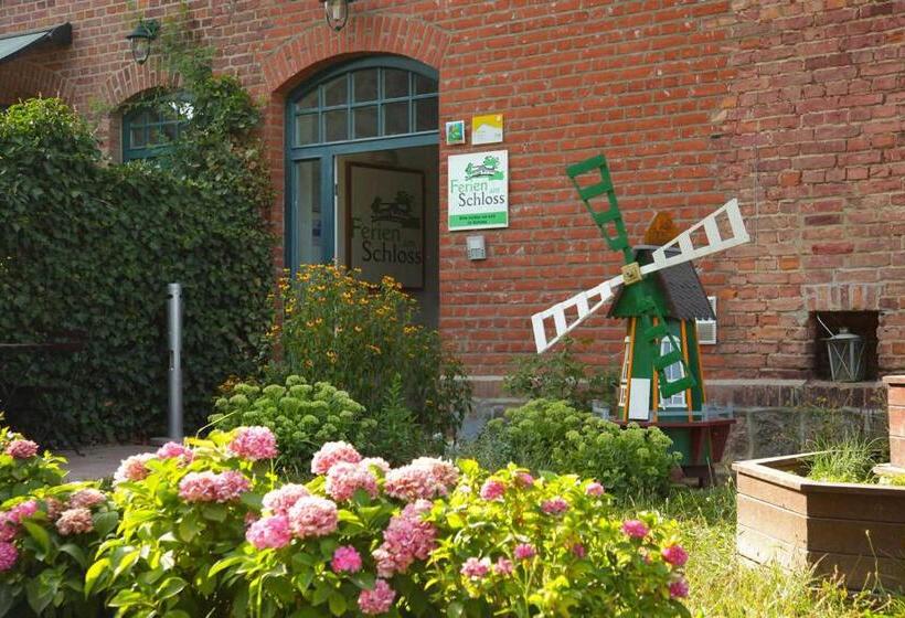 호텔 Ferien Am Schloss Duckwitz