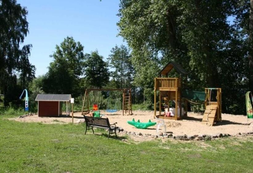 호텔 Ferien Am Schloss Duckwitz