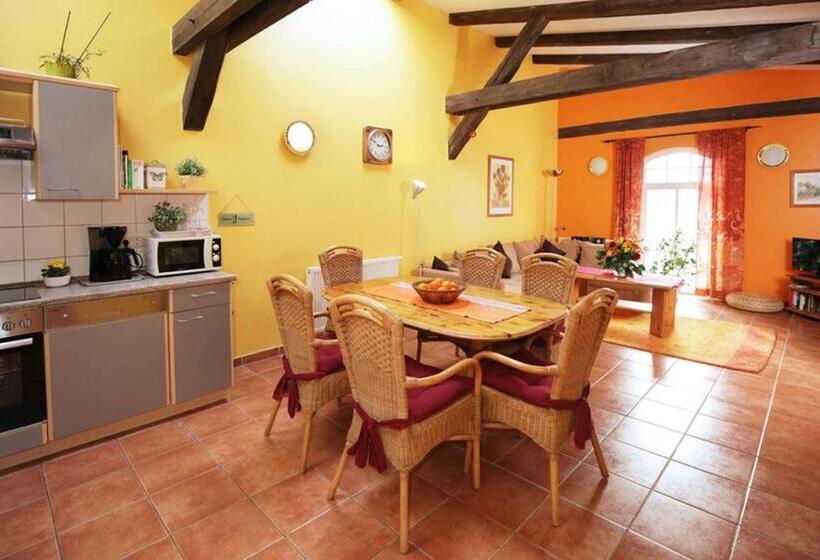 호텔 Ferien Am Schloss Duckwitz