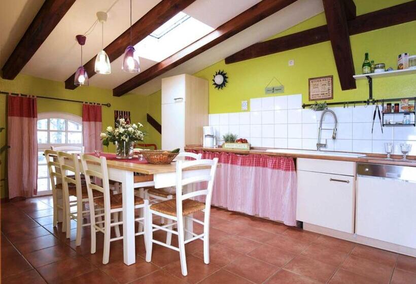 호텔 Ferien Am Schloss Duckwitz