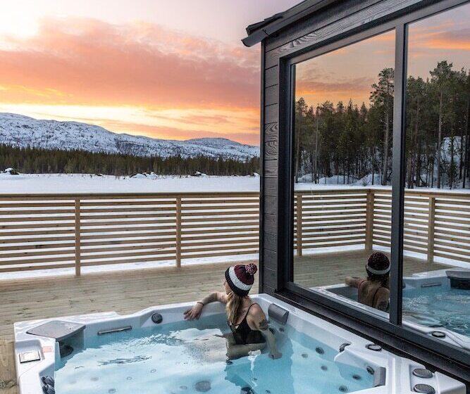 Отель Flatmoen Natur Lodge