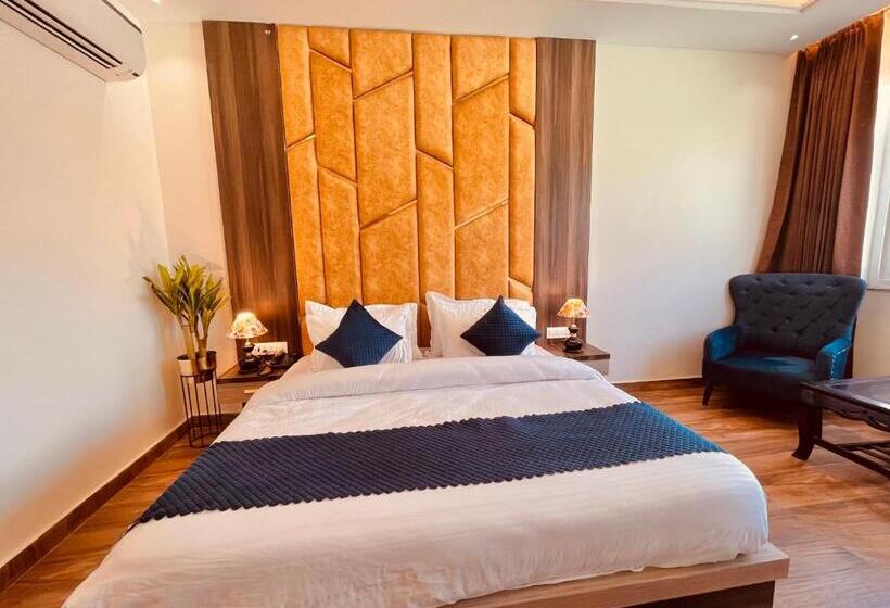 Ganges Blossam A Four Star Luxury Hotel & Resort