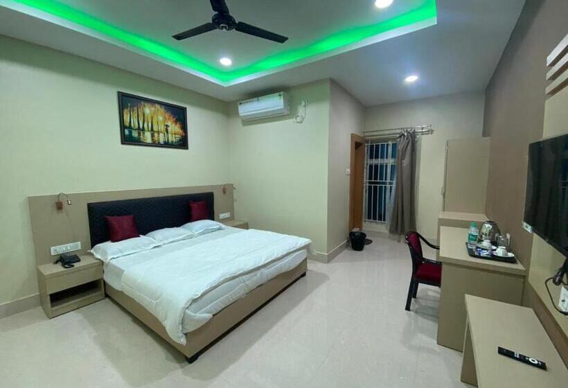 هتل Grace Inn Guest House, Near Airport And Ion Digital