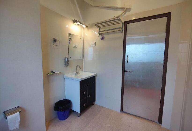 هتل Grace Inn Guest House, Near Airport And Ion Digital