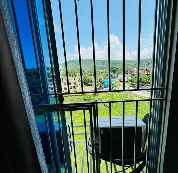 هتل Grace Inn Guest House, Near Airport And Ion Digital