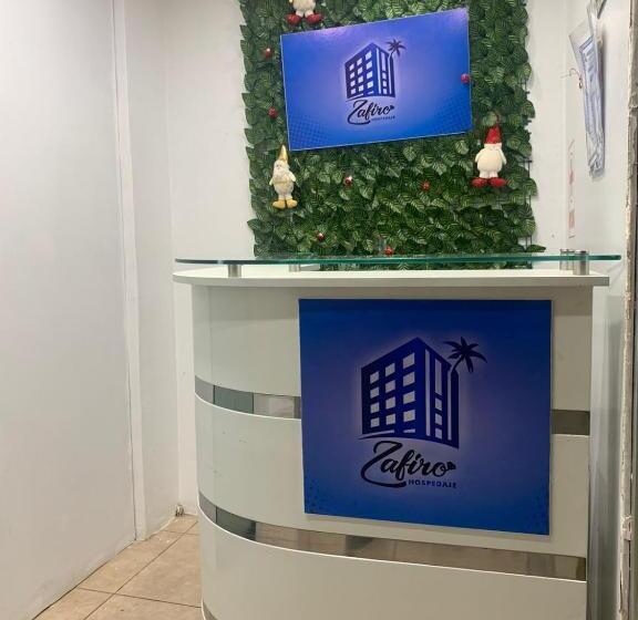هتل Hospedaje Zafiro
