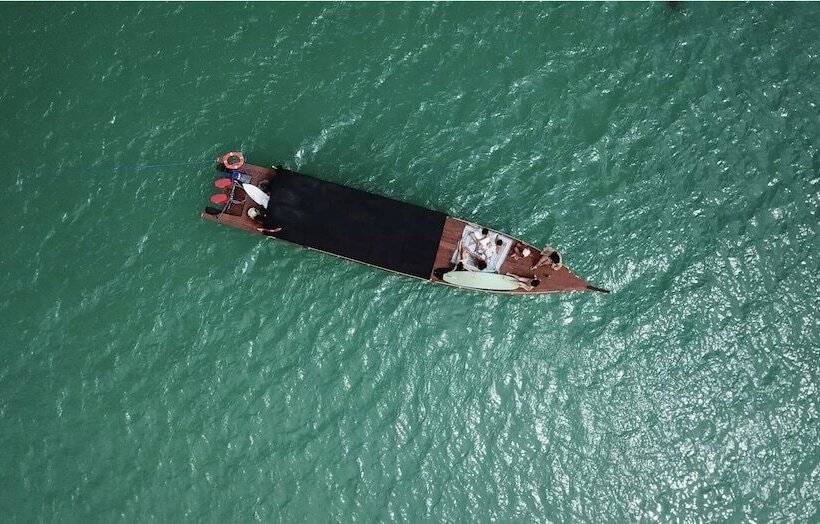 בית מלון כפרי Innit Lombok