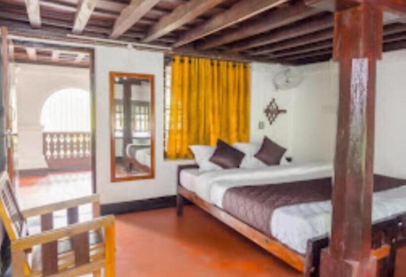 فندق Keloth Tharavad Kerala