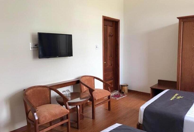 هتل Khách Sạn Khải Hoàn