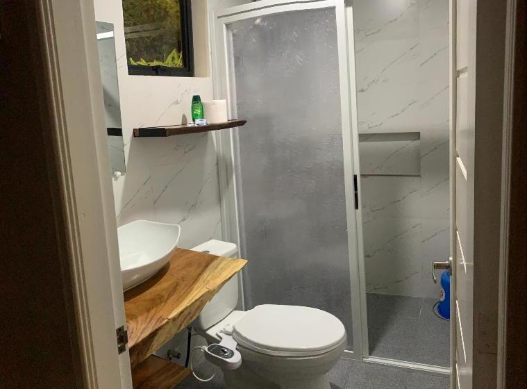 هتل Lone Star Inn