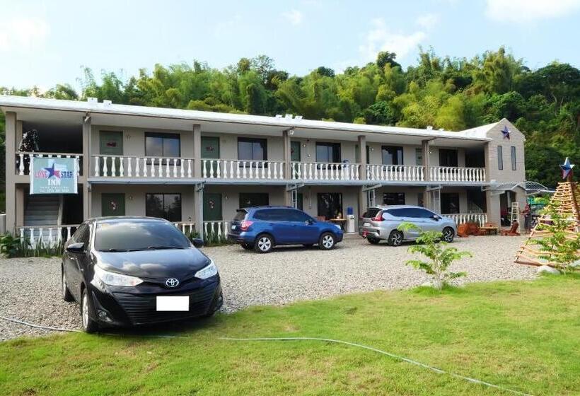 هتل Lone Star Inn