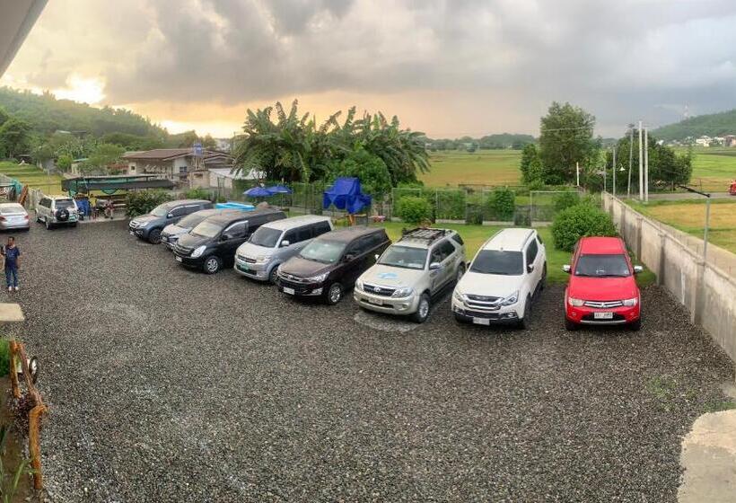 هتل Lone Star Inn