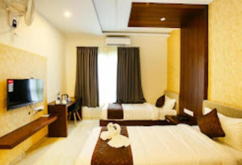 Отель Mazus Inn Kerala