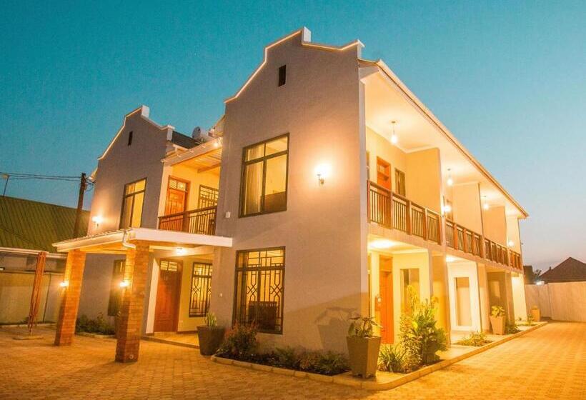 Medan Hotel & Apartments