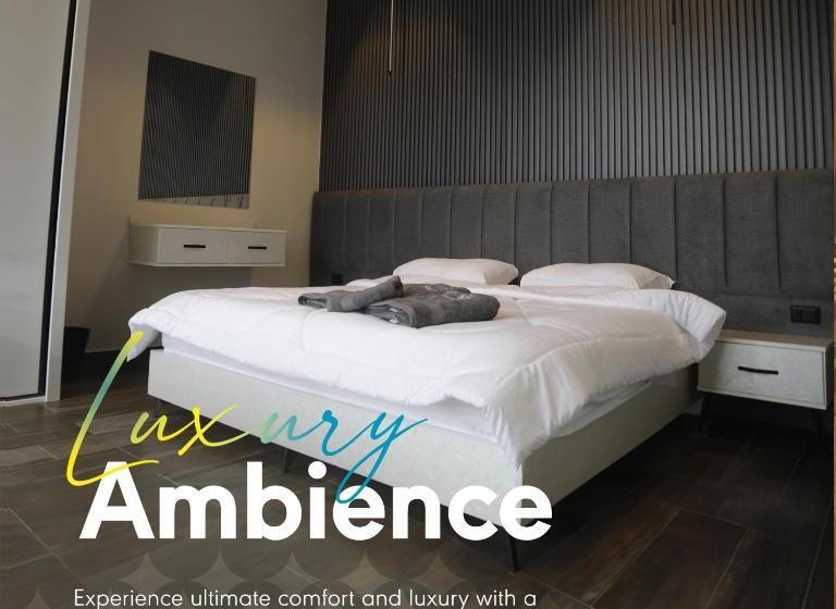 هتل Nirvana Chalets