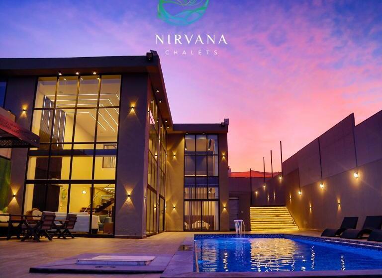 هتل Nirvana Chalets
